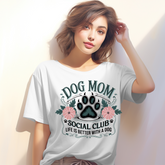 Dog Mom -Women's Relaxed T-Shirt